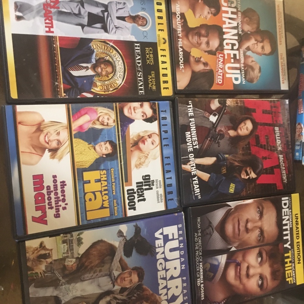 PREOWNED used wear and tear 6dvds bundle